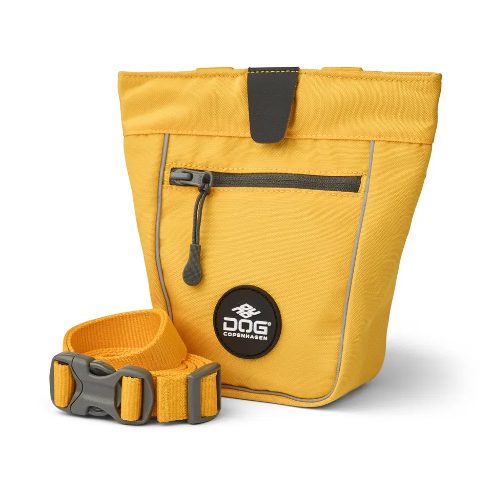 dog-copenhagen-go-explore-leckerli-tasche-lemon-mit-kotbeutelspender-one-size image 1