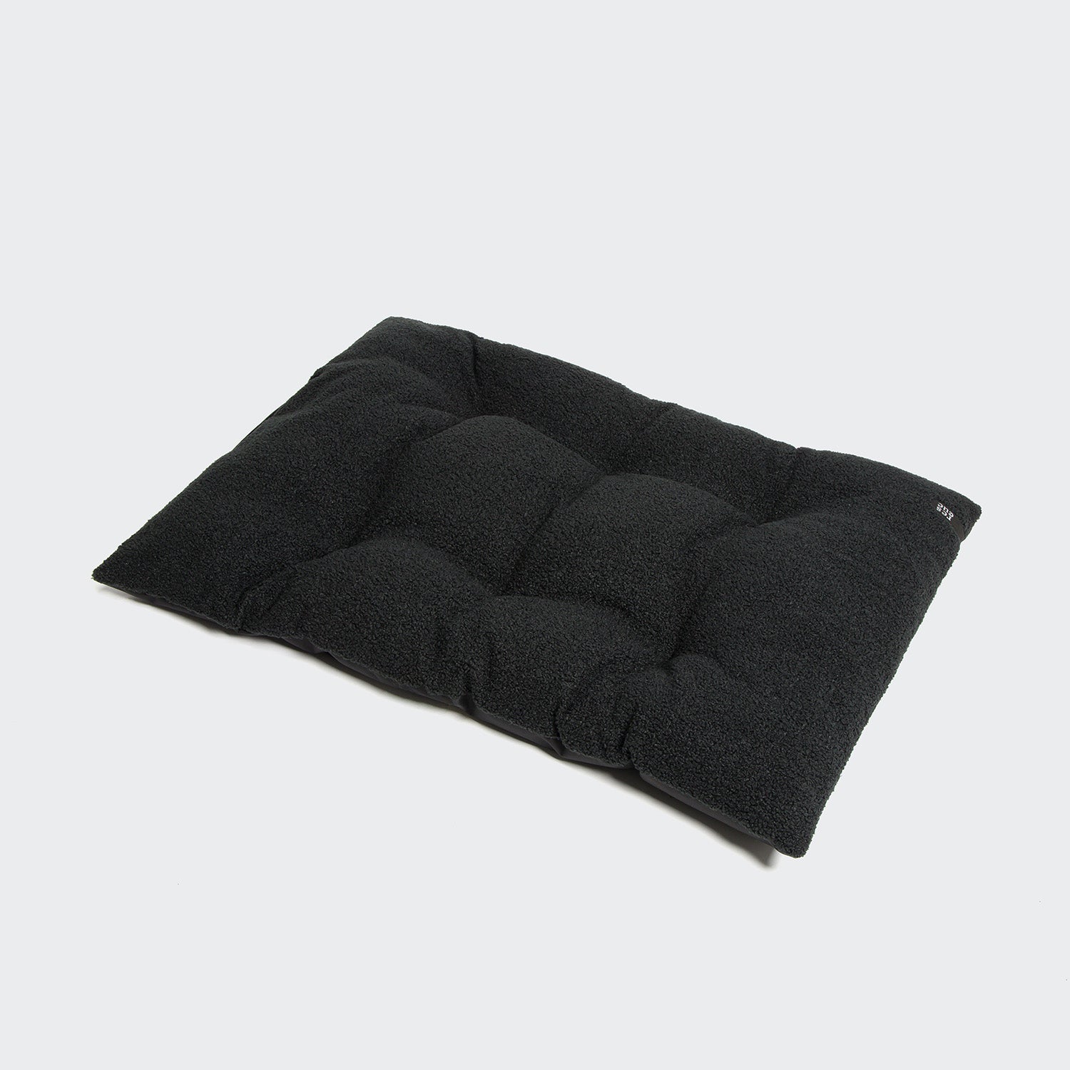 cloud7-resc7ue-plush-black-hundekissen image 1