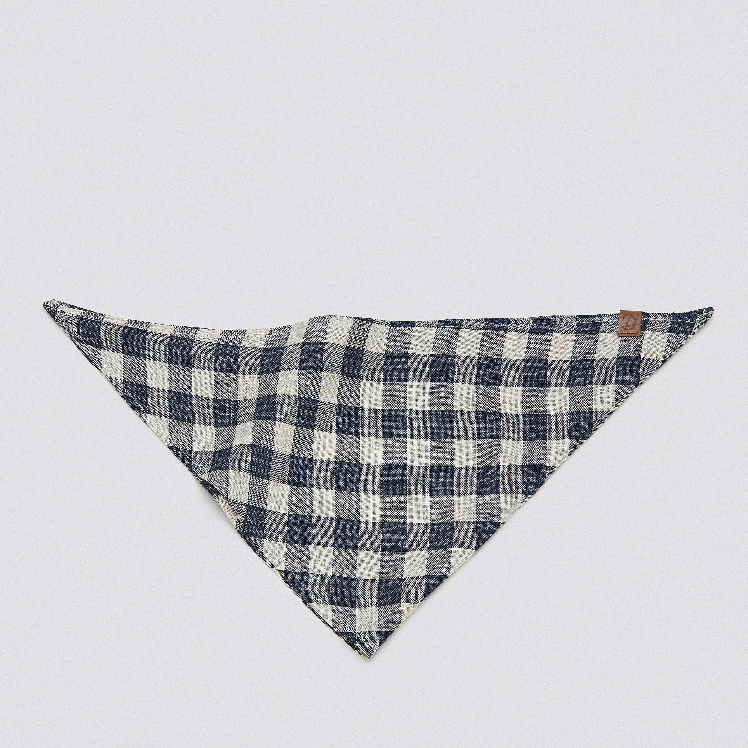 cloud7-hundehalstuch-bandana-check-dark-blue-beige image 3