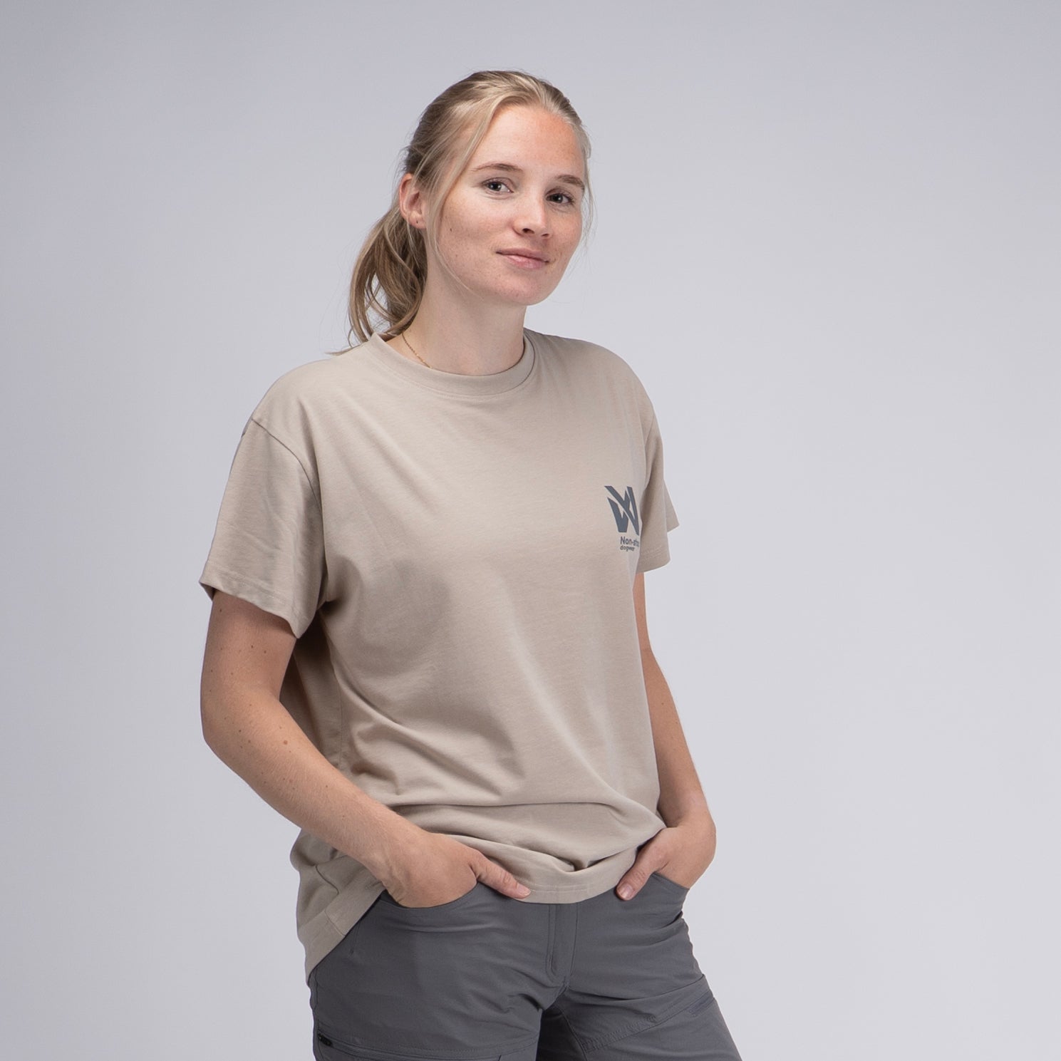 non-stop-dogwear-unleash-the-adventure-t-shirt-damen image 1