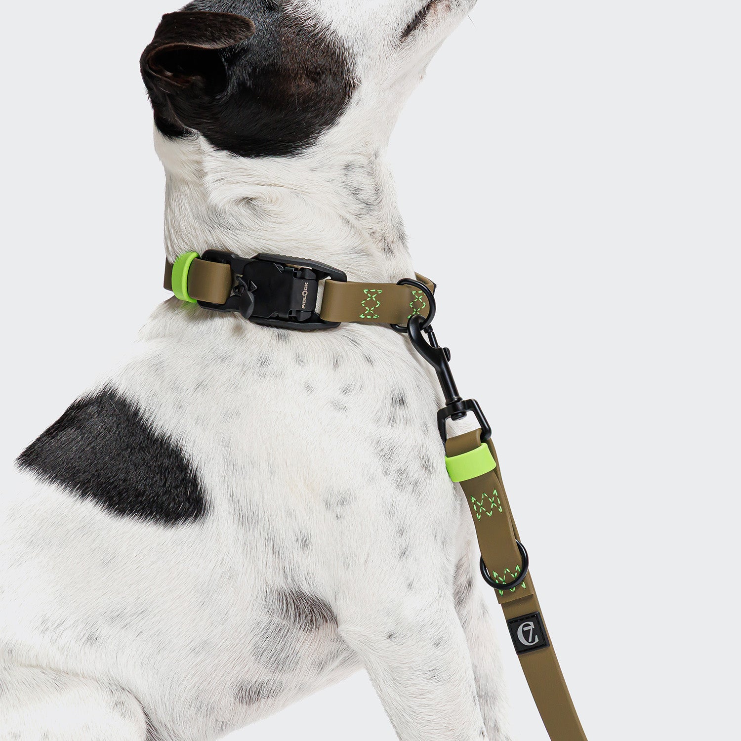 cloud7-ipanema-biothane-freihandleine-olive-neon-green-verstellbar image 2