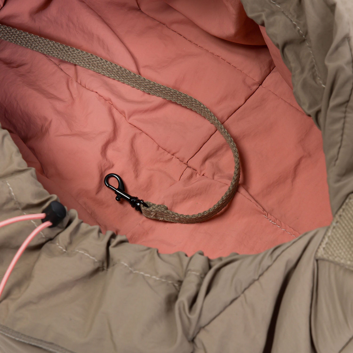 cloud7-lttl-puffer-khaki-peach-hundeumh-ngetasche-crossbody image 3