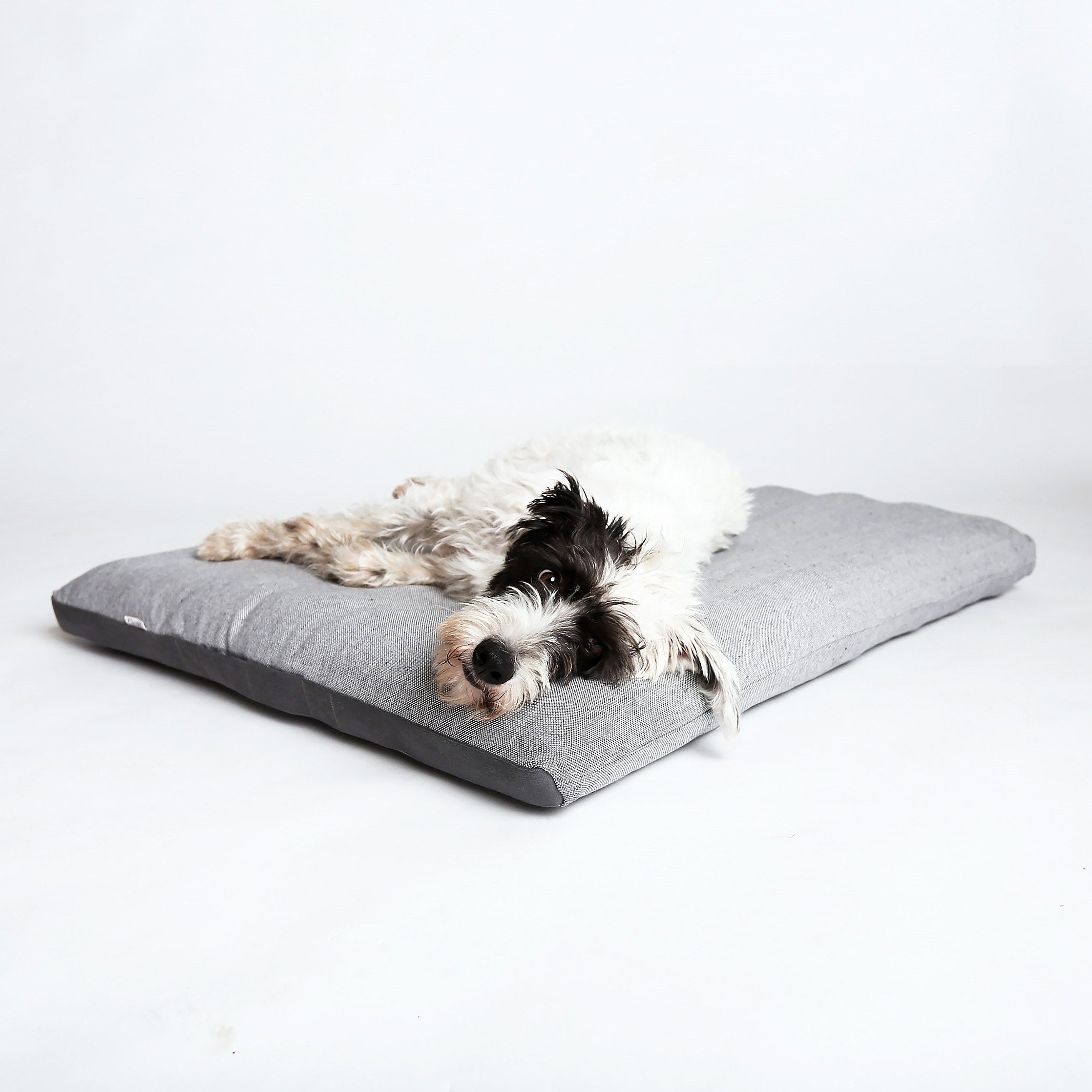 cloud7-siesta-tweed-grey-design-hundebett image 5