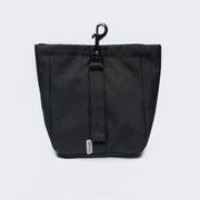 cloud7-goodie-bag-black-leckerlibeutel-mit-kotbeutelspender image 3