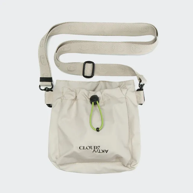 cloud7-aktiv-leckerlietasche-goodie-bag-sand image 1