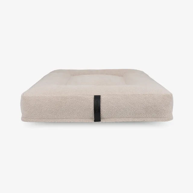 vitomalia-orthopawdic-ergonomisches-hundekissen-quadratisch-repet-teddy-beige image 1