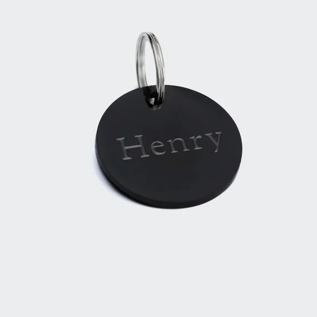 cloud7-custom-dog-tag-black-single-sided-hundemarke-messing-gravierbar image 1