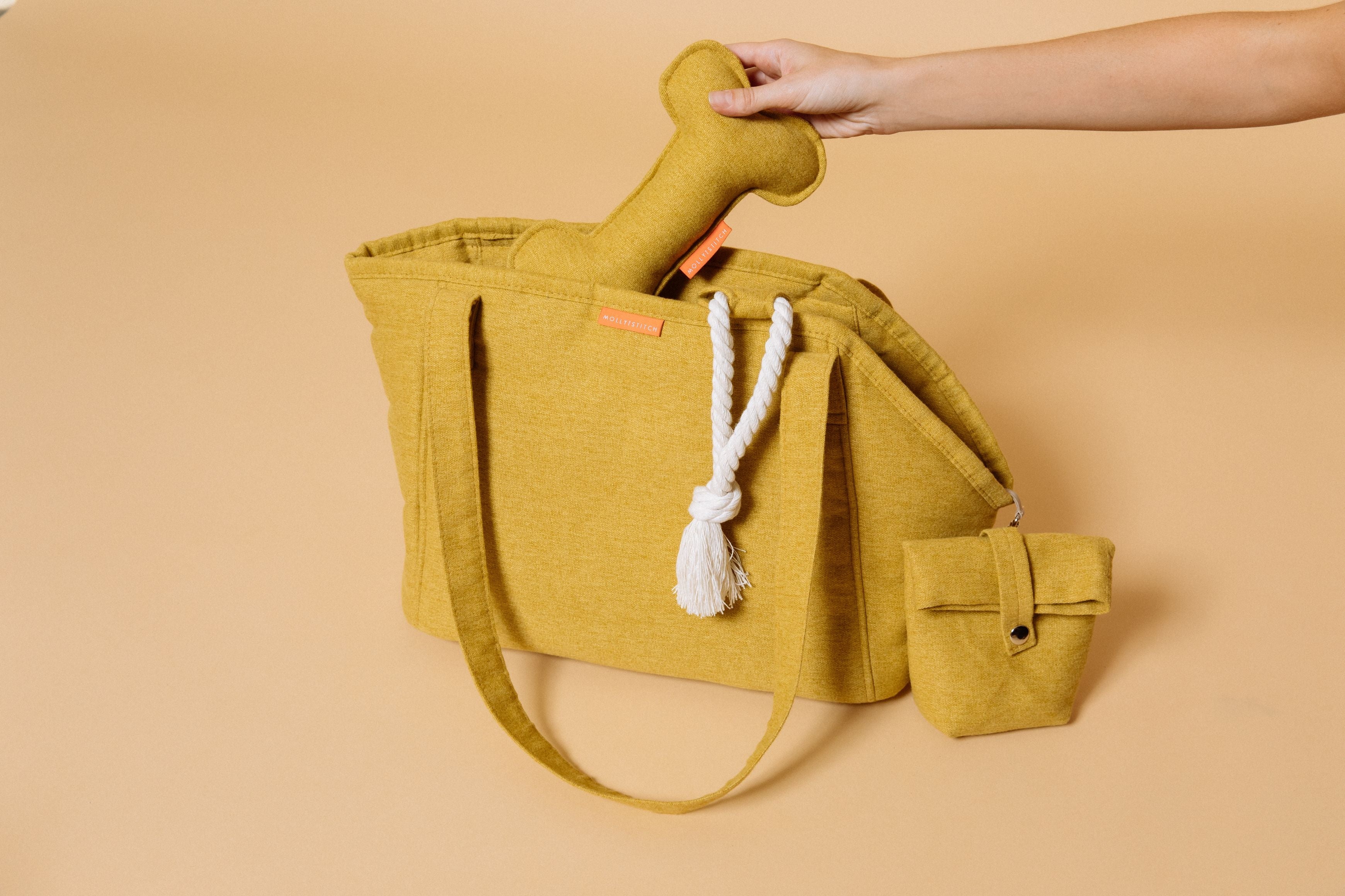 molly-and-stitch-alpine-hundetragetasche-mustard image 7