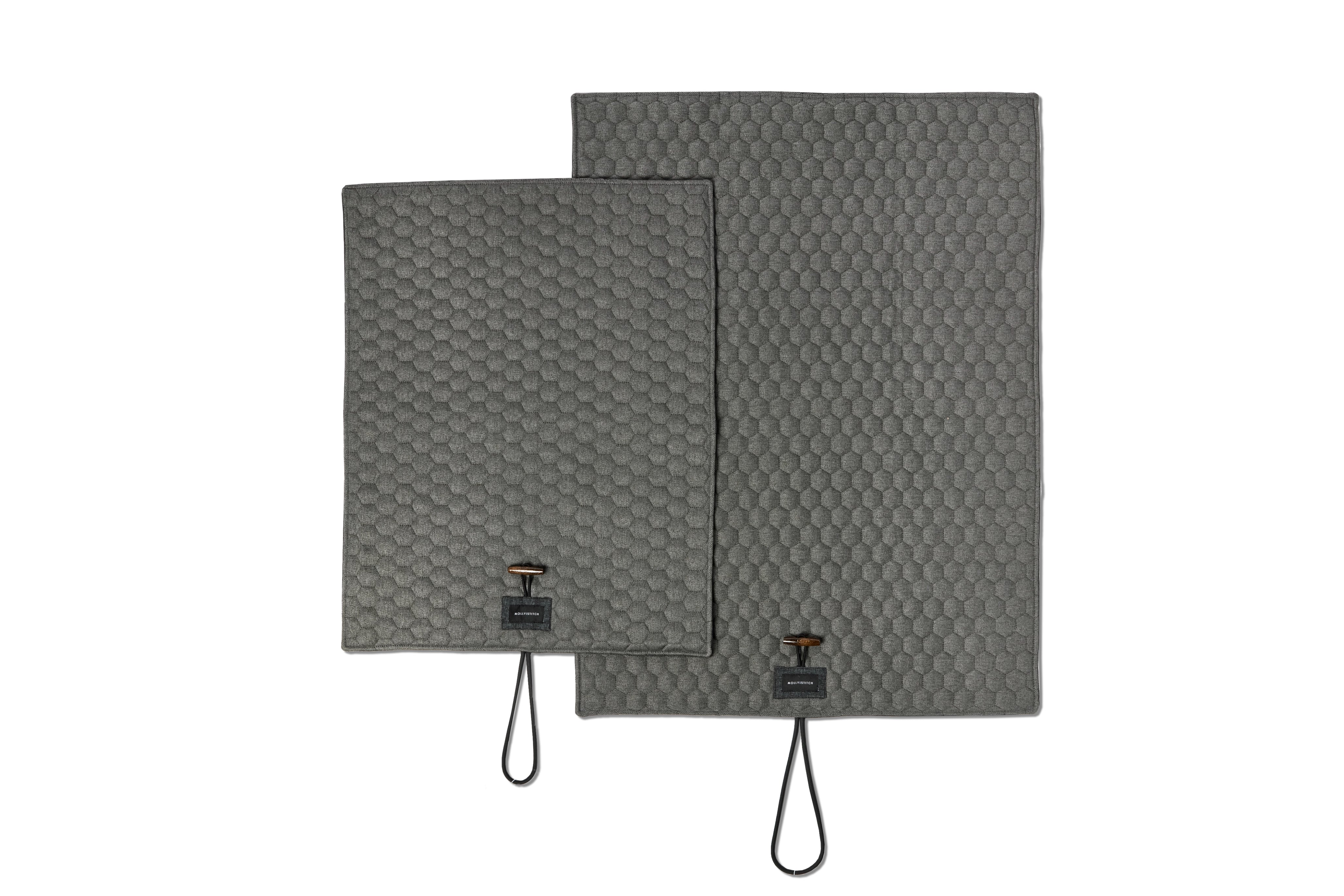 molly-and-stitch-honeycomb-hundereisematte-grey image 3