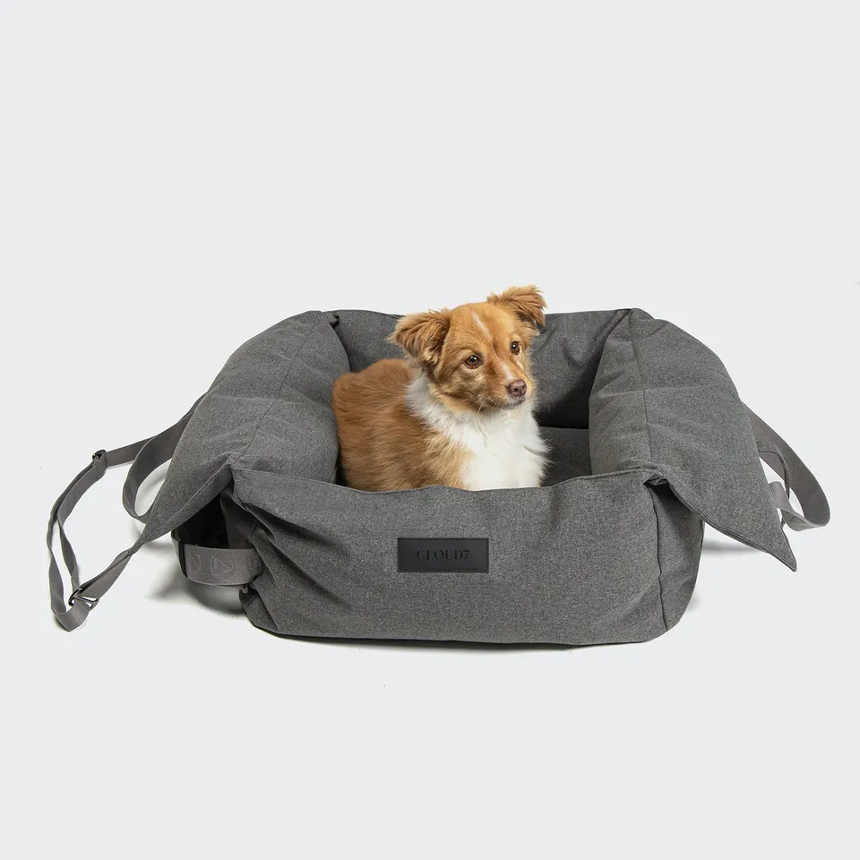 cloud7-getaway-tragbarer-hunde-autositz-light-graphite image 1